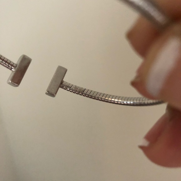 T Cuff Link Bracelet - Picture 9 of 11